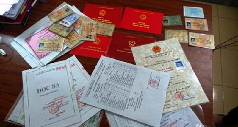 Làm bằng đại học cao đẳng Lạc Hồng có hồ sơ gốc là gì?