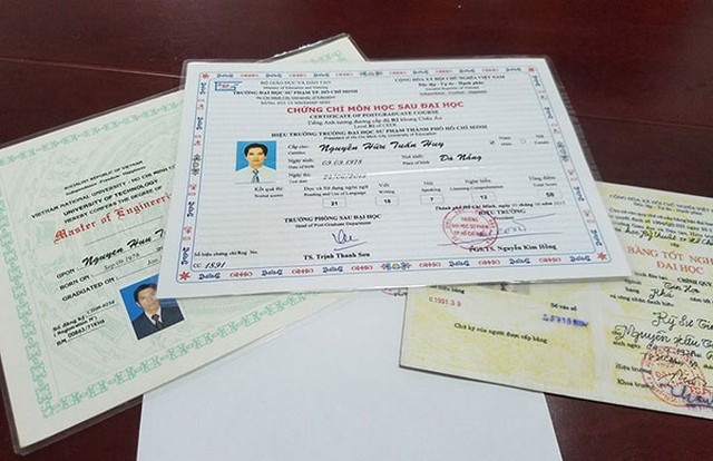 Làm Chứng Chỉ Giả Lấy Ngay Tại Làm Bằng Giả Giá Rẻ Có Gì?