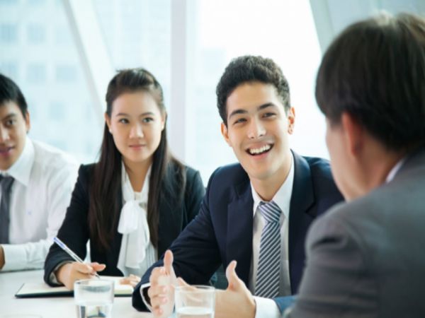 Những lợi ích khi làm chứng chỉ tư vấn du học mang lại cho người tư vấn và khách hàng của họ.