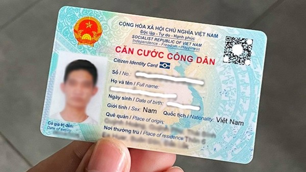 Quan sát hình thức của CCCD