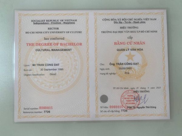 Làm Bằng Đại Học Tại TPHCM Chất Lượng Giống Thật 100%