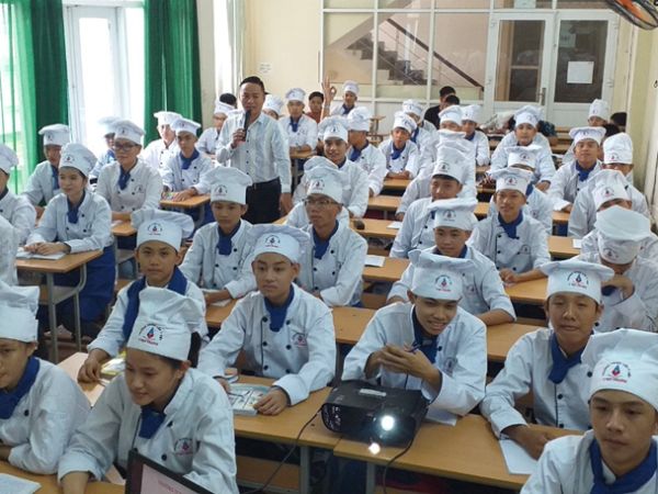 Những ngành nghề cần có bằng cấp 3 tại Đà Nẵng
