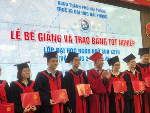 Làm bằng đại học tại Hải Phòng đầy đủ hồ sơ tại trường giá bao nhiêu?